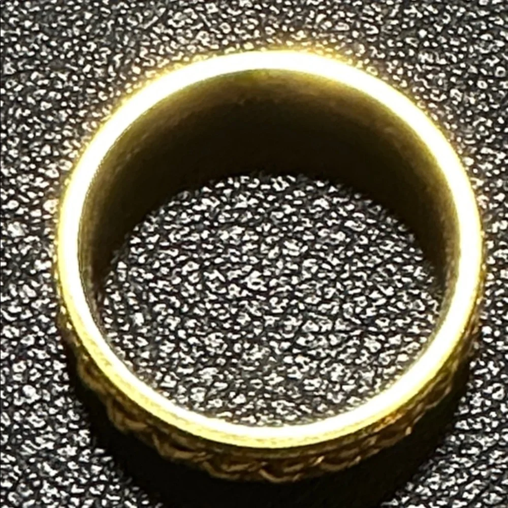 Gold Tone Spinner Curb Chain Inlay Band Ring NEW